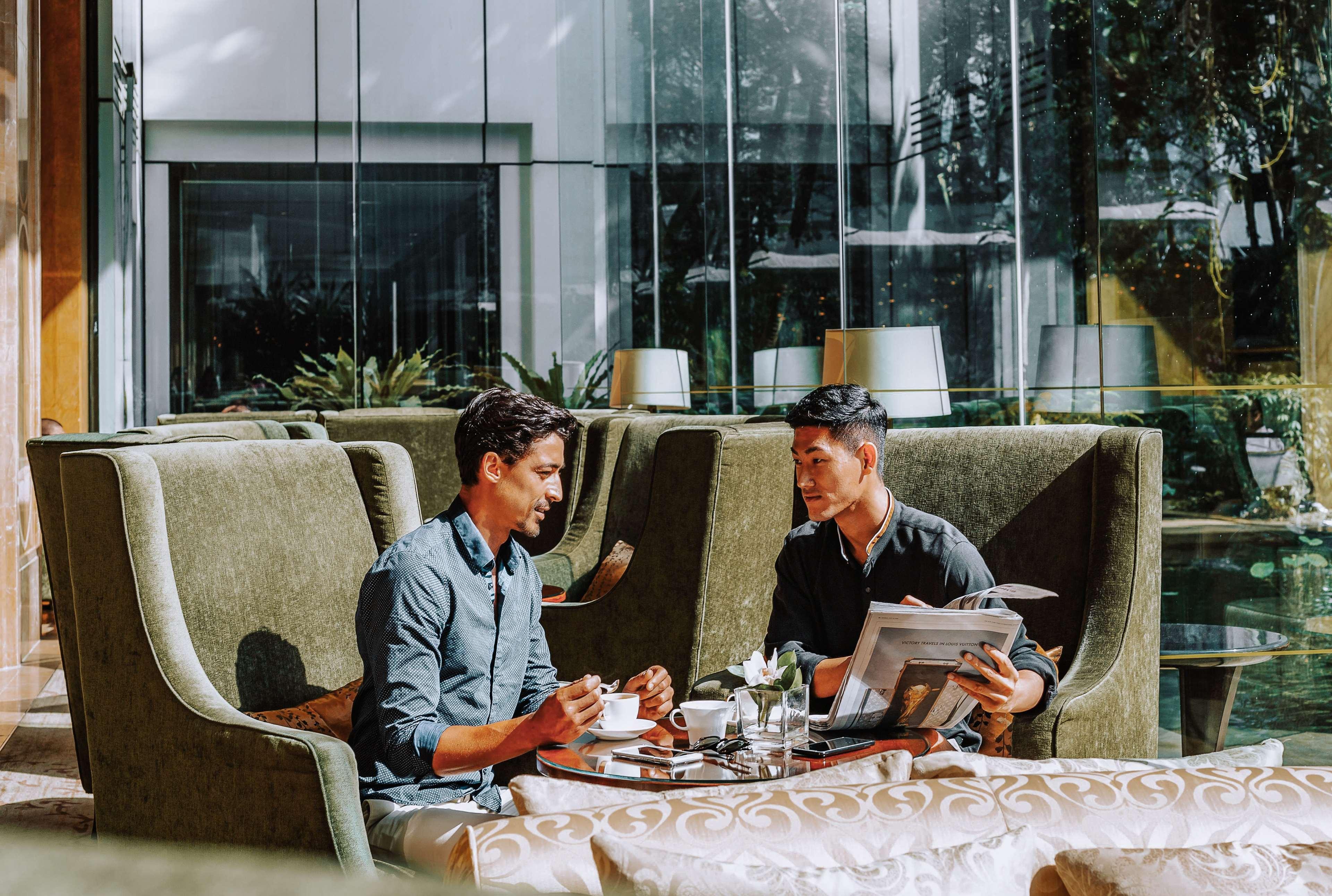 Shangri-La クアラルンプール エクステリア 写真 The lounge at the airport