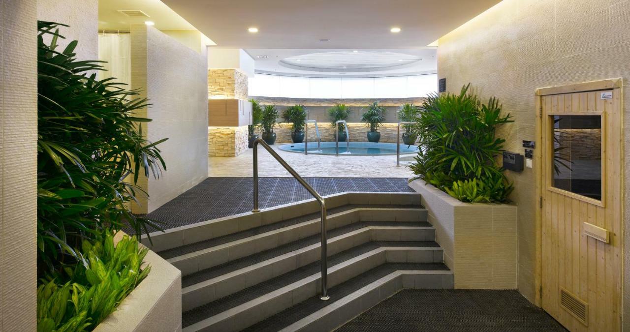 Shangri-La クアラルンプール エクステリア 写真 The lobby of the hotel