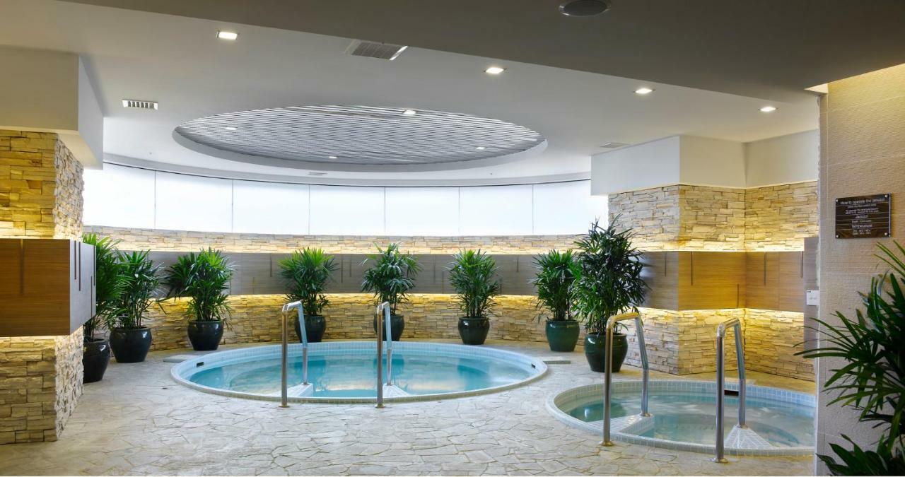 Shangri-La クアラルンプール エクステリア 写真 A spa in a hotel